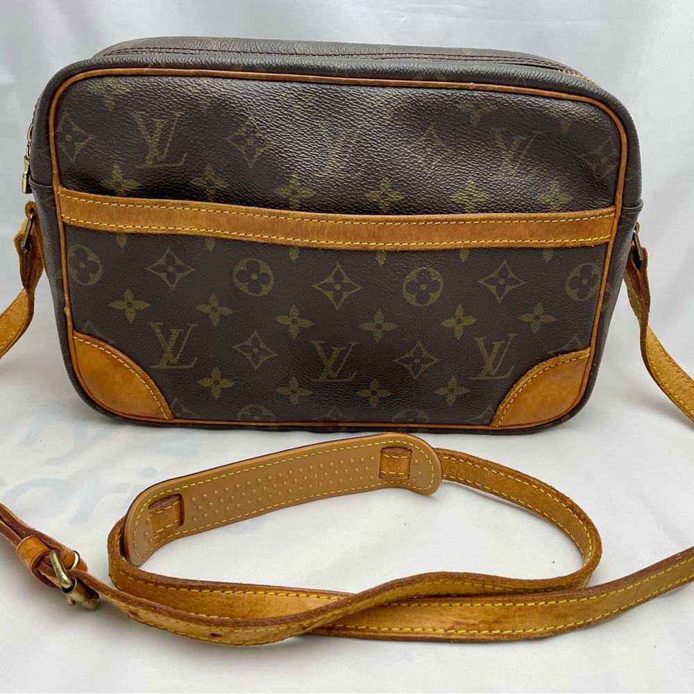 Louis Vuitton Monogram Trocadéro 27